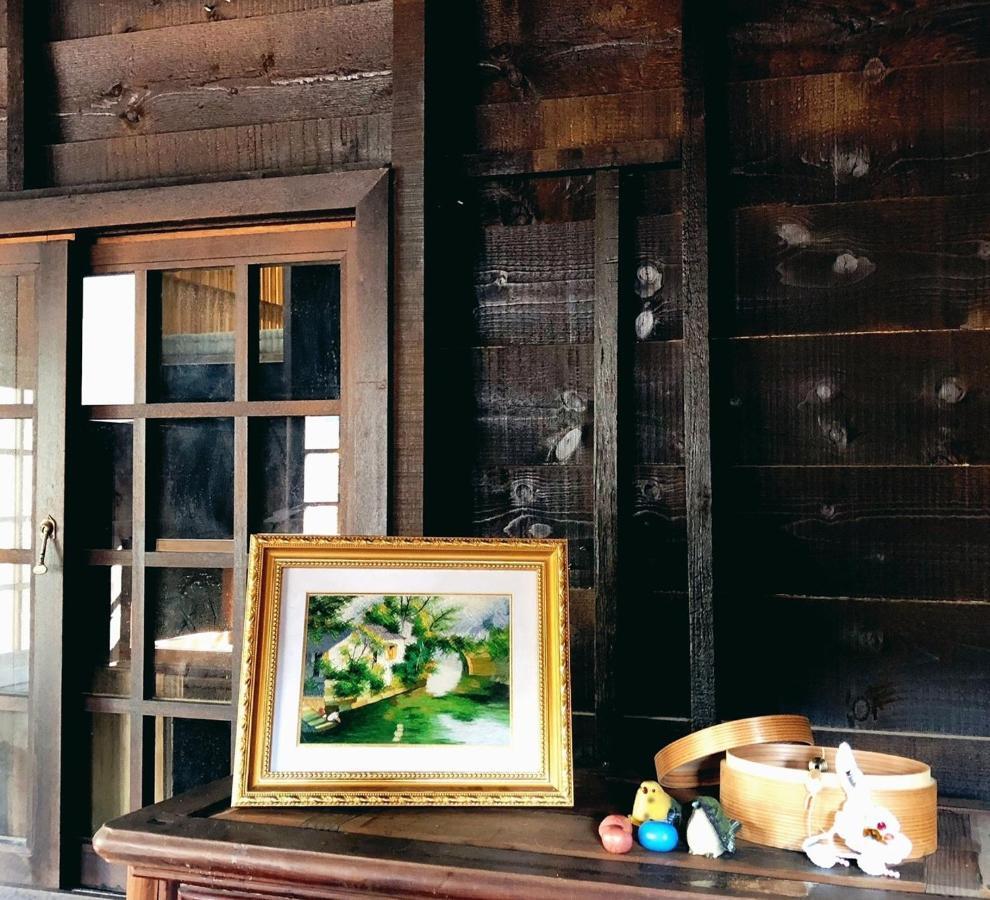 台甕茶室青年旅館 Tai-Wong Tatami Room Hostel Tainan Exteriör bild